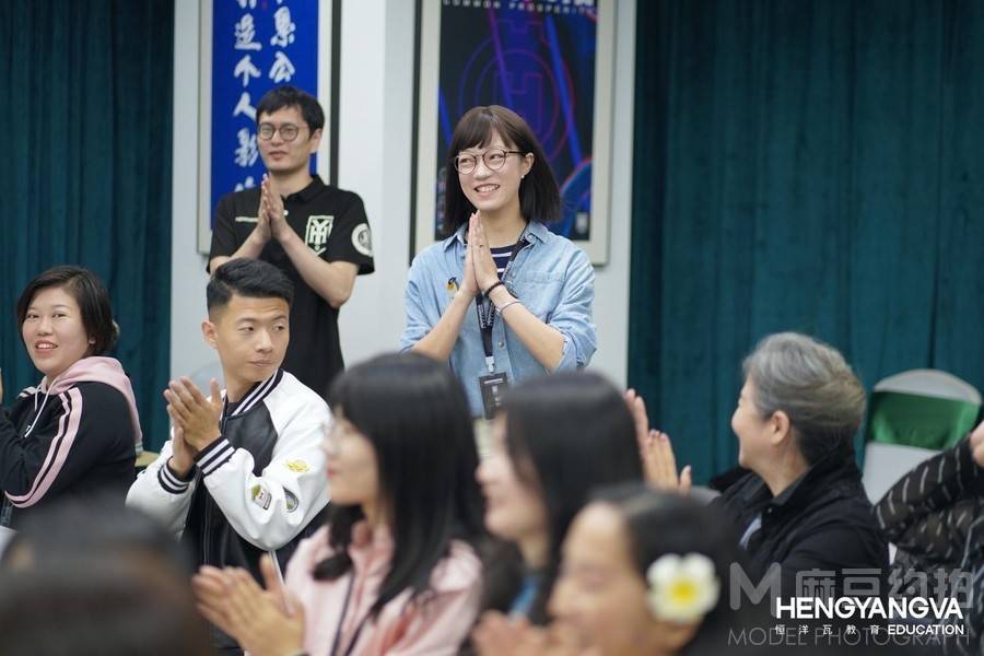 纪实模特