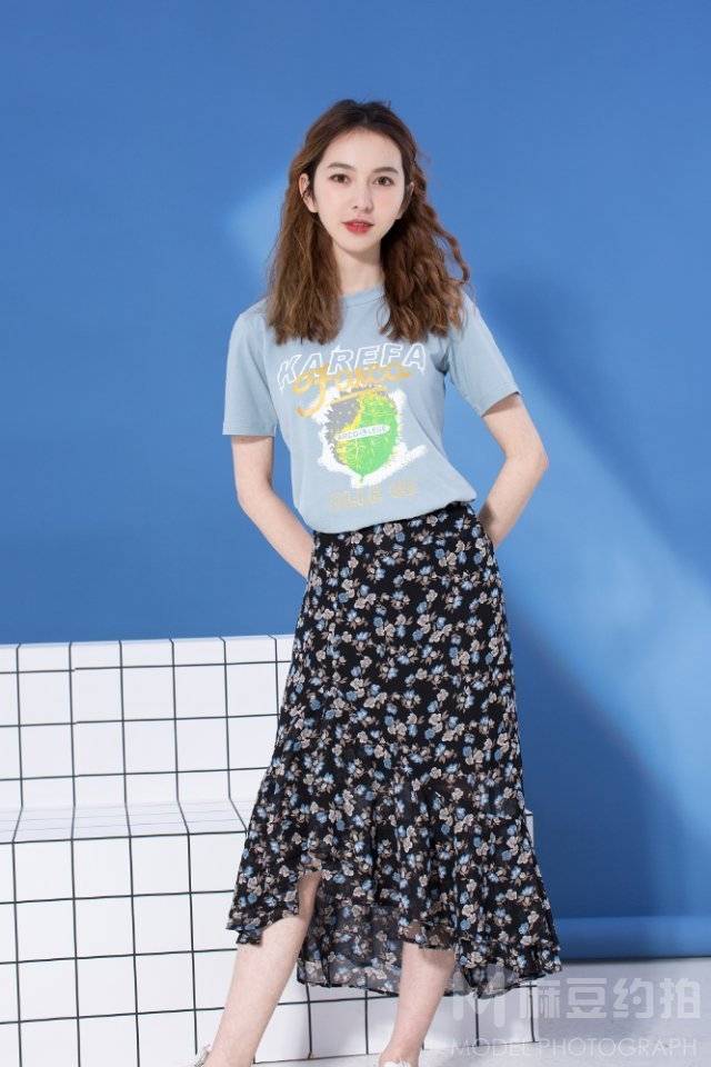 妆容模特