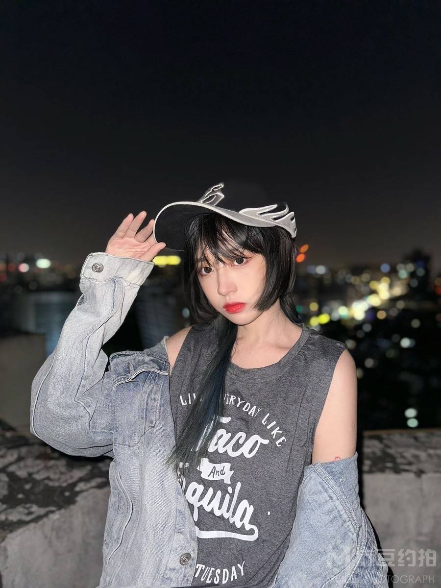 夜景模特