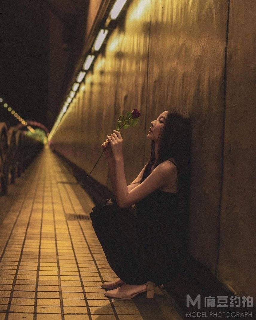 夜景模特
