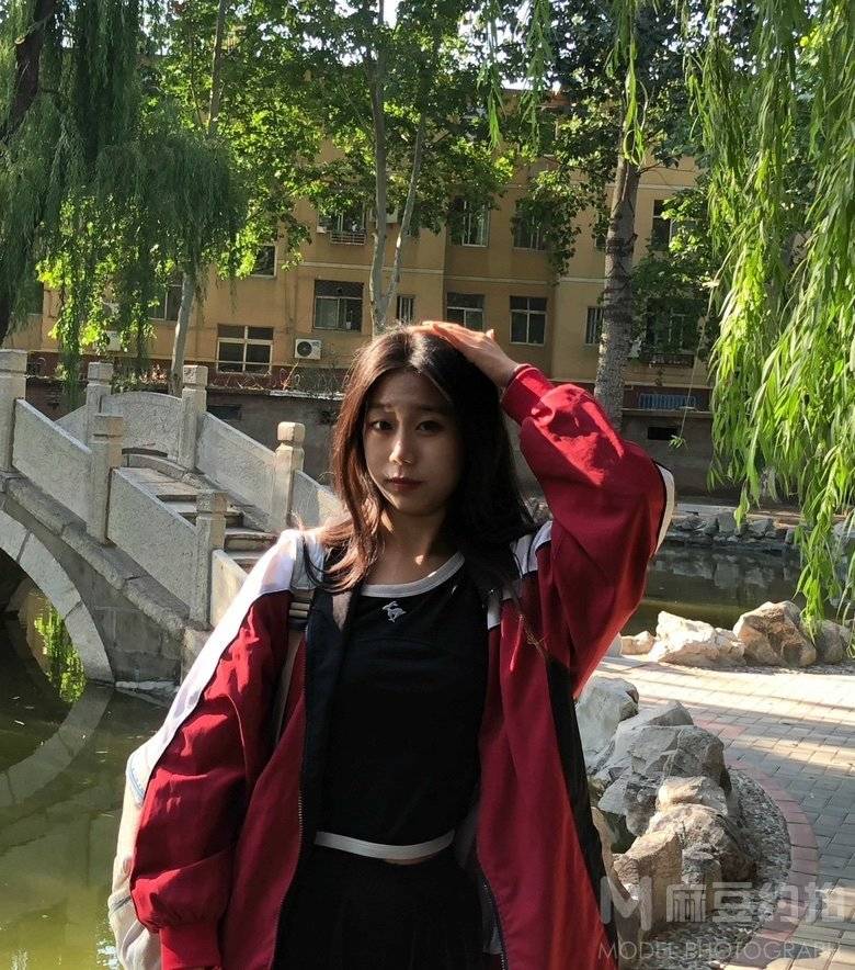 校园模特