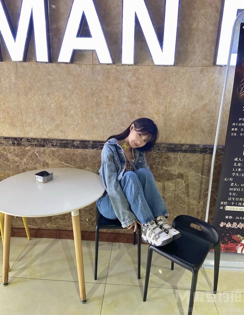 少女模特