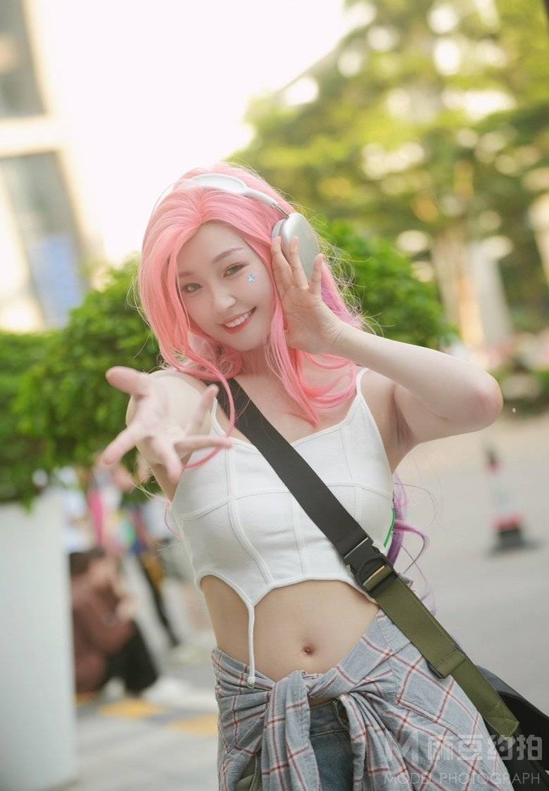 清新模特