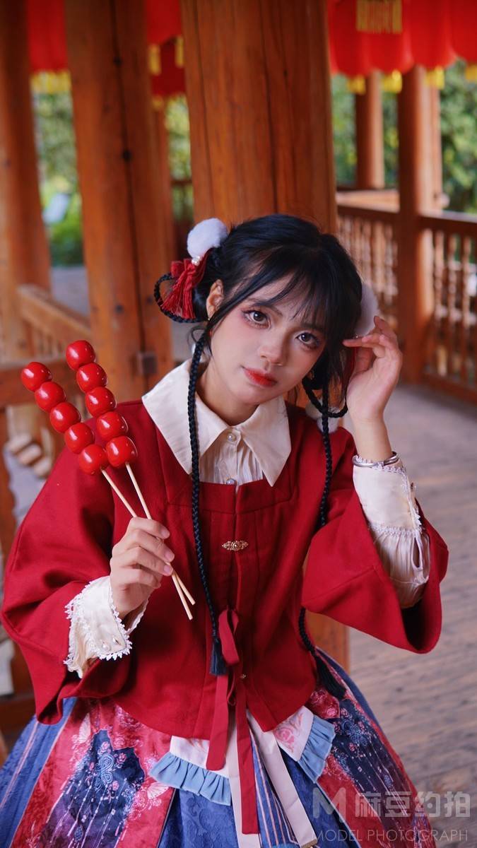 汉服模特