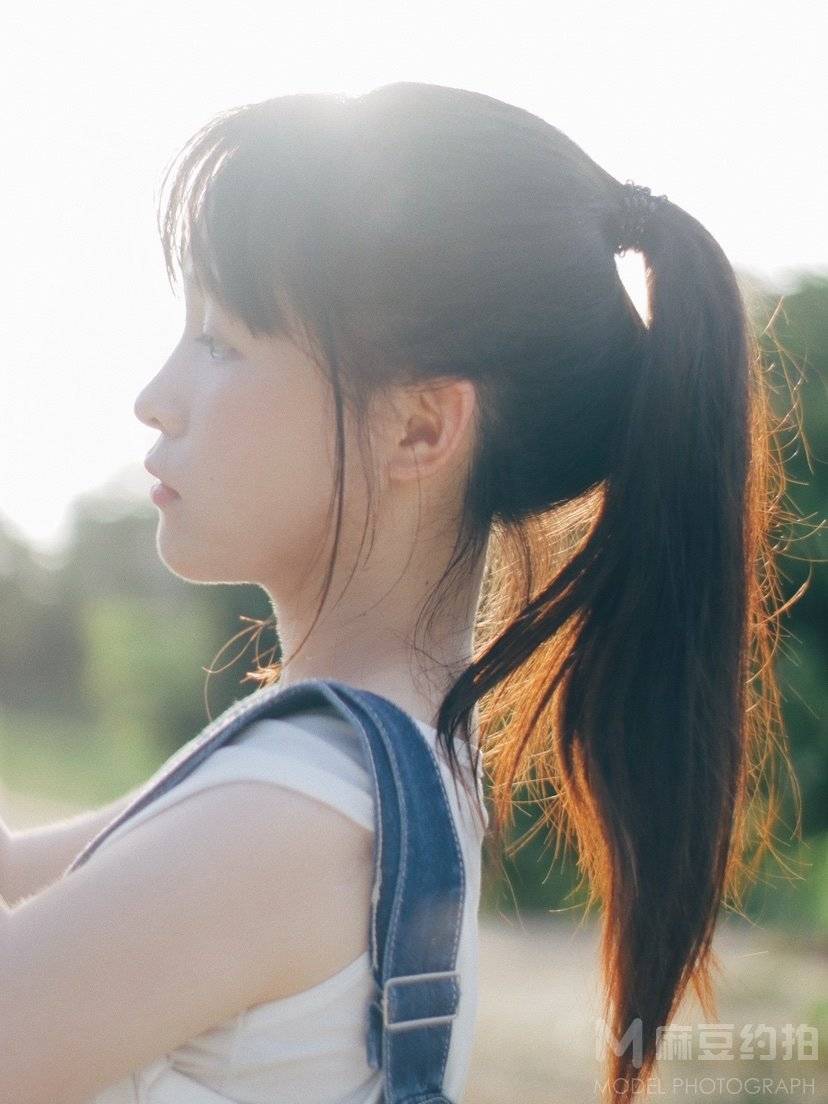 胶片模特