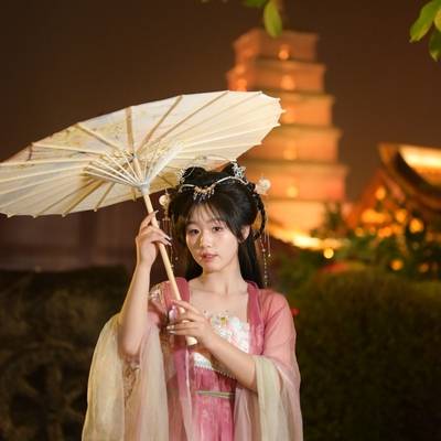 汉服模特