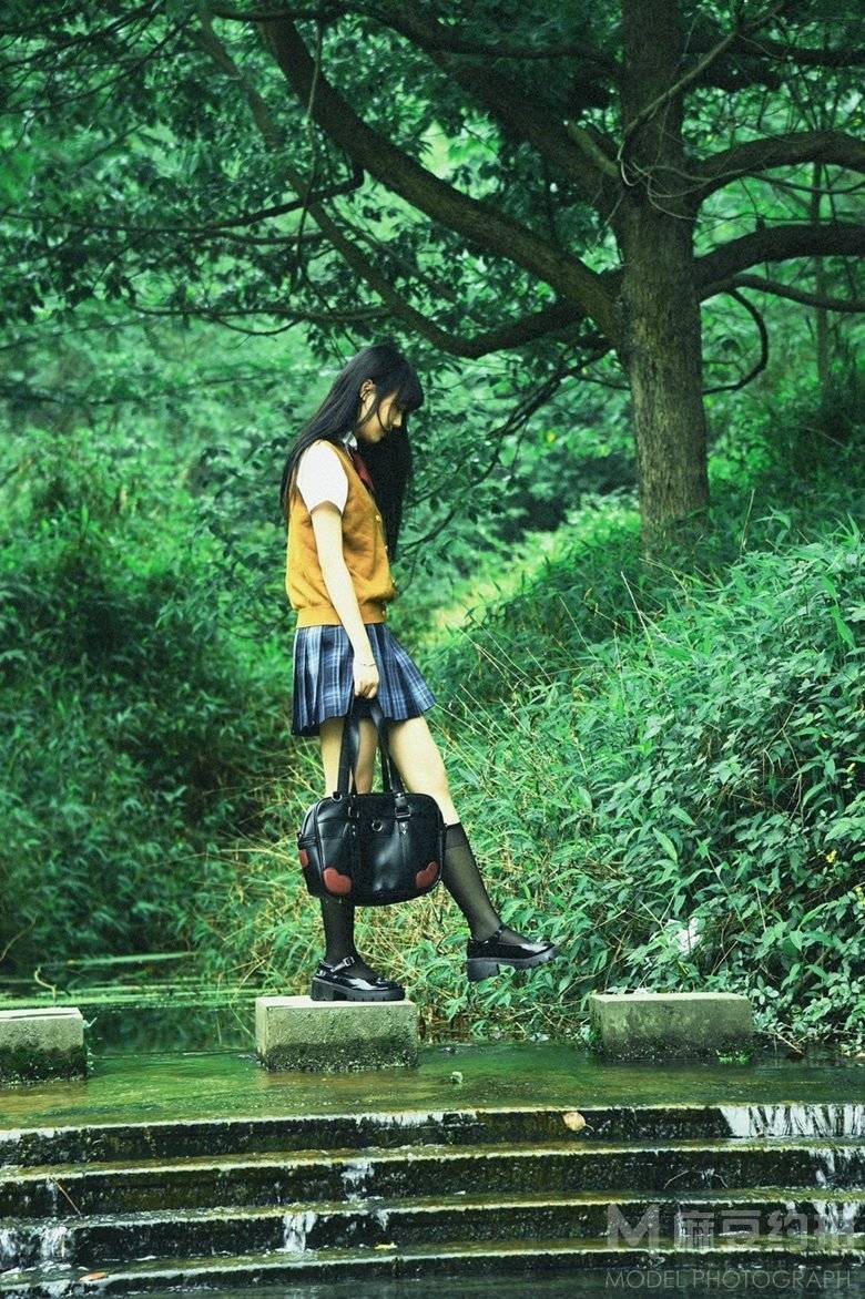黑白模特