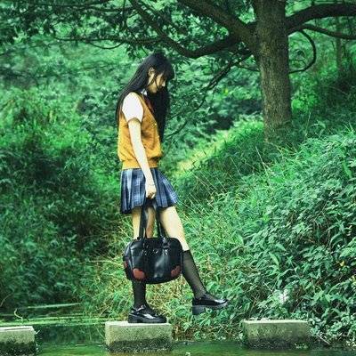 黑白模特
