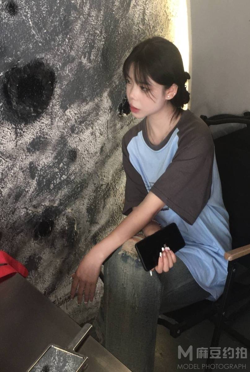 胶片模特