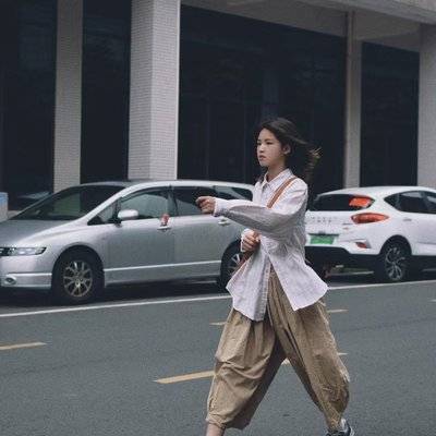 校园模特