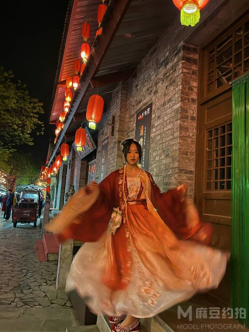 夜景模特