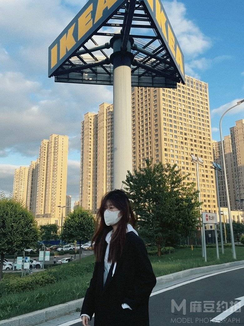 校园模特