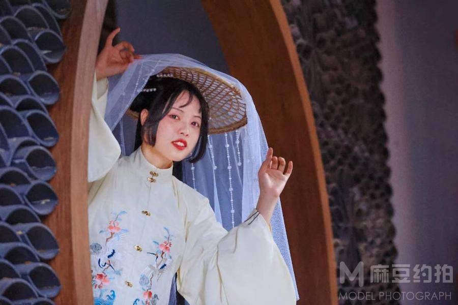 胶片模特