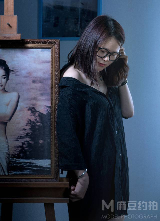 情绪模特