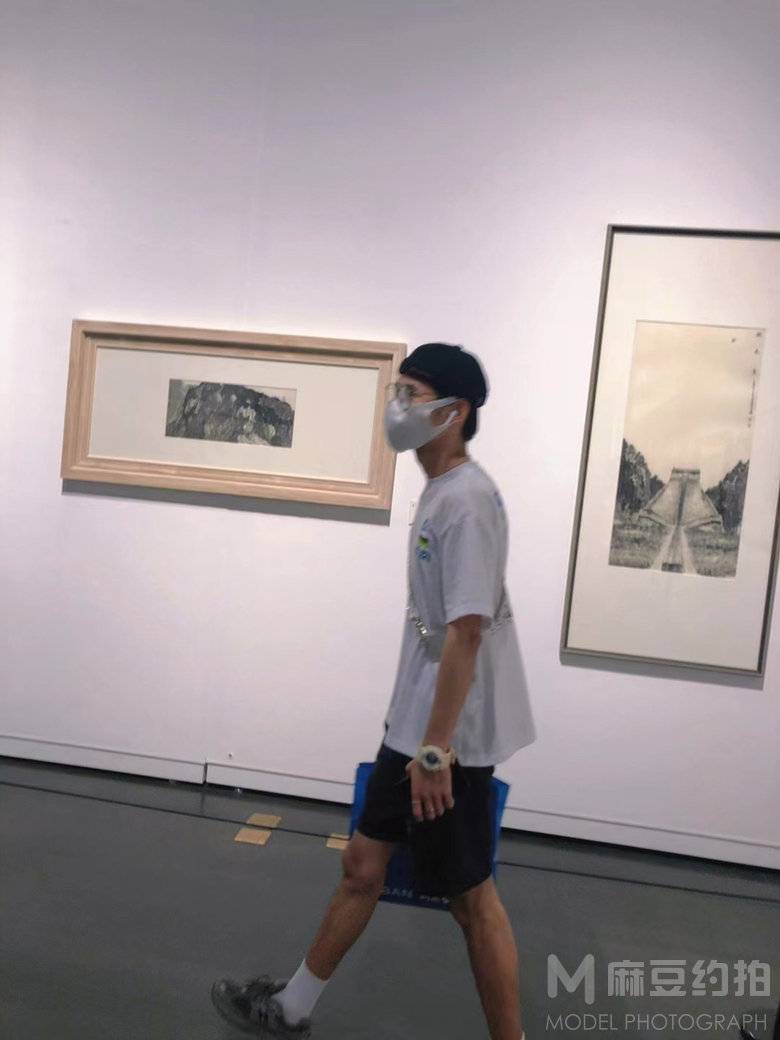 校园模特
