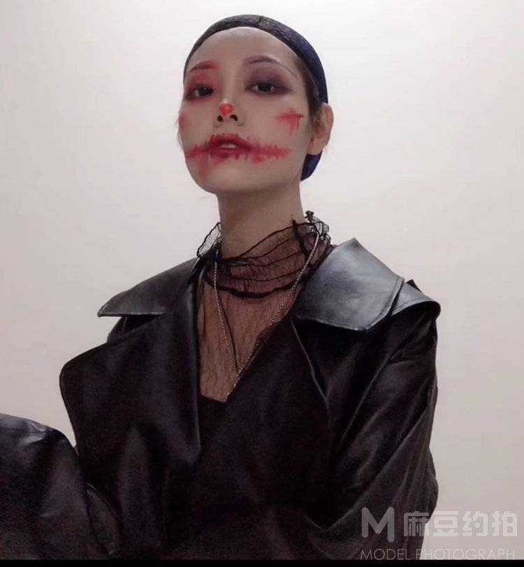 暗黑模特