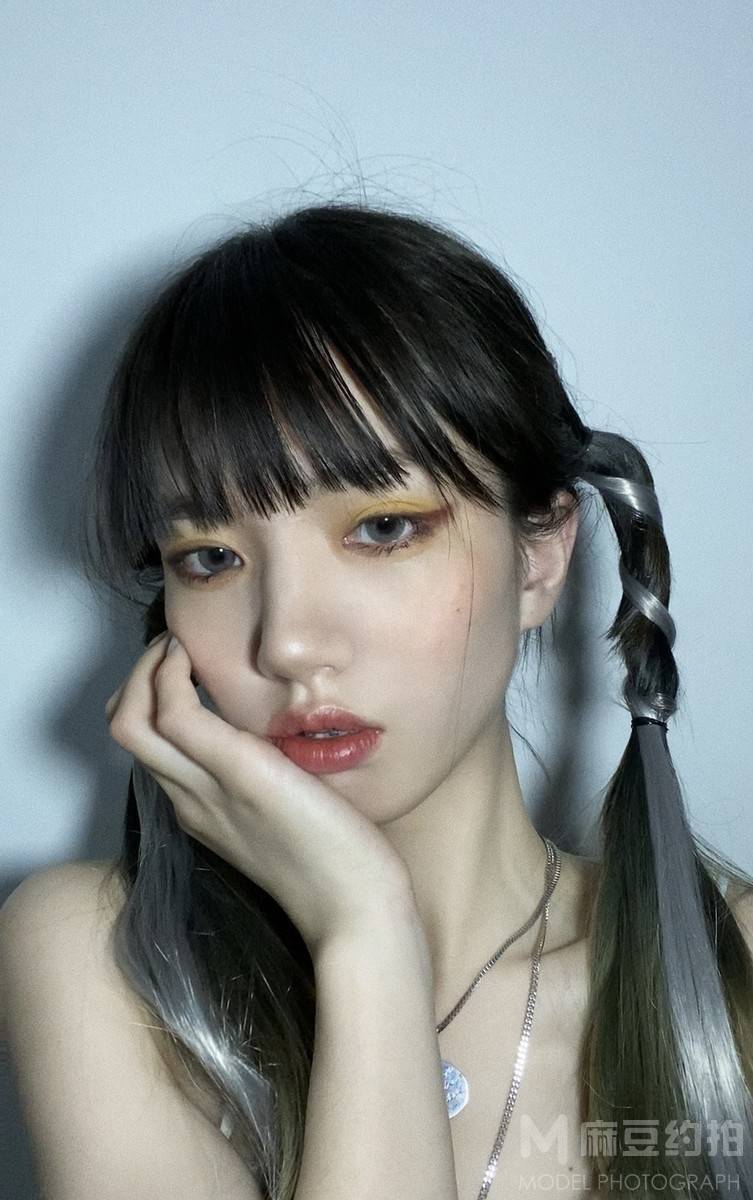 妆容模特