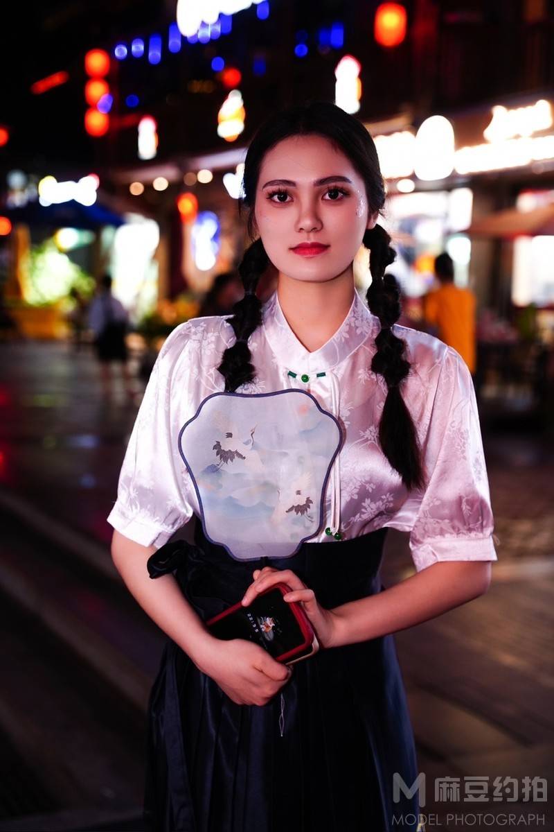 清新模特