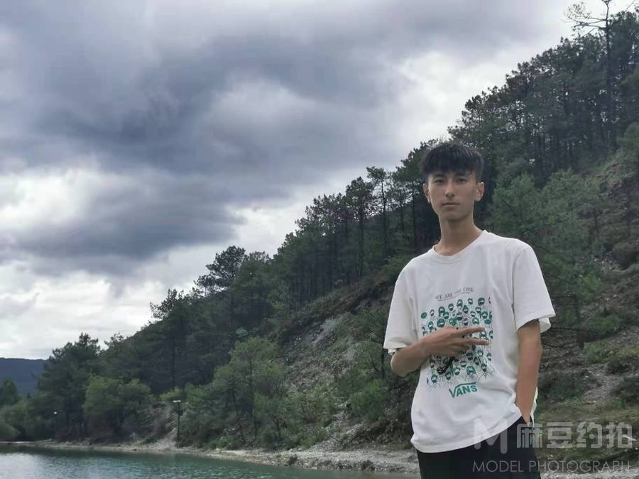 暗黑模特