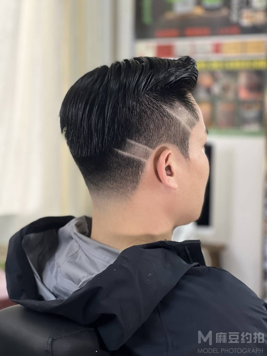 纪实模特