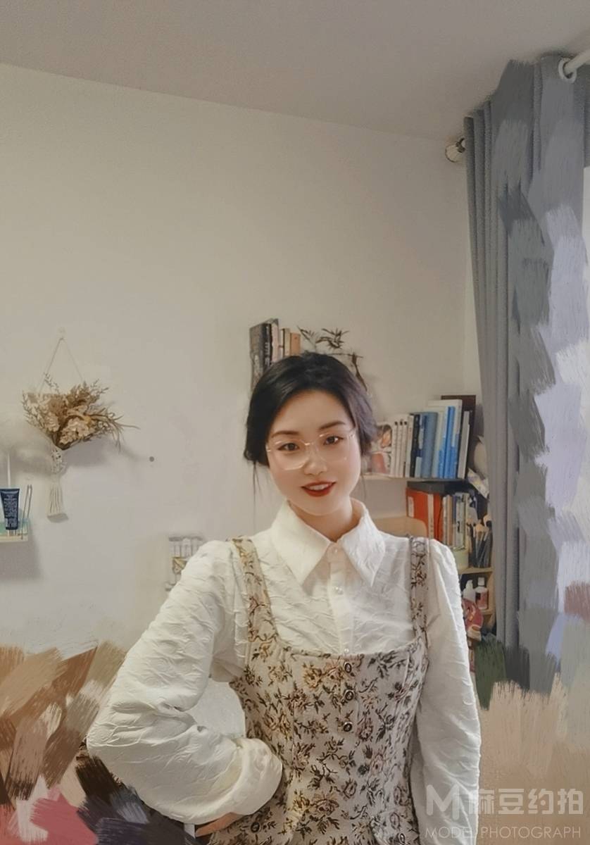 清新模特