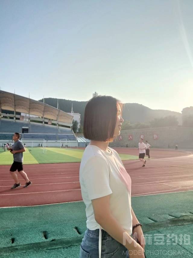 纪实模特