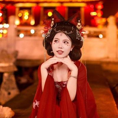 汉服模特