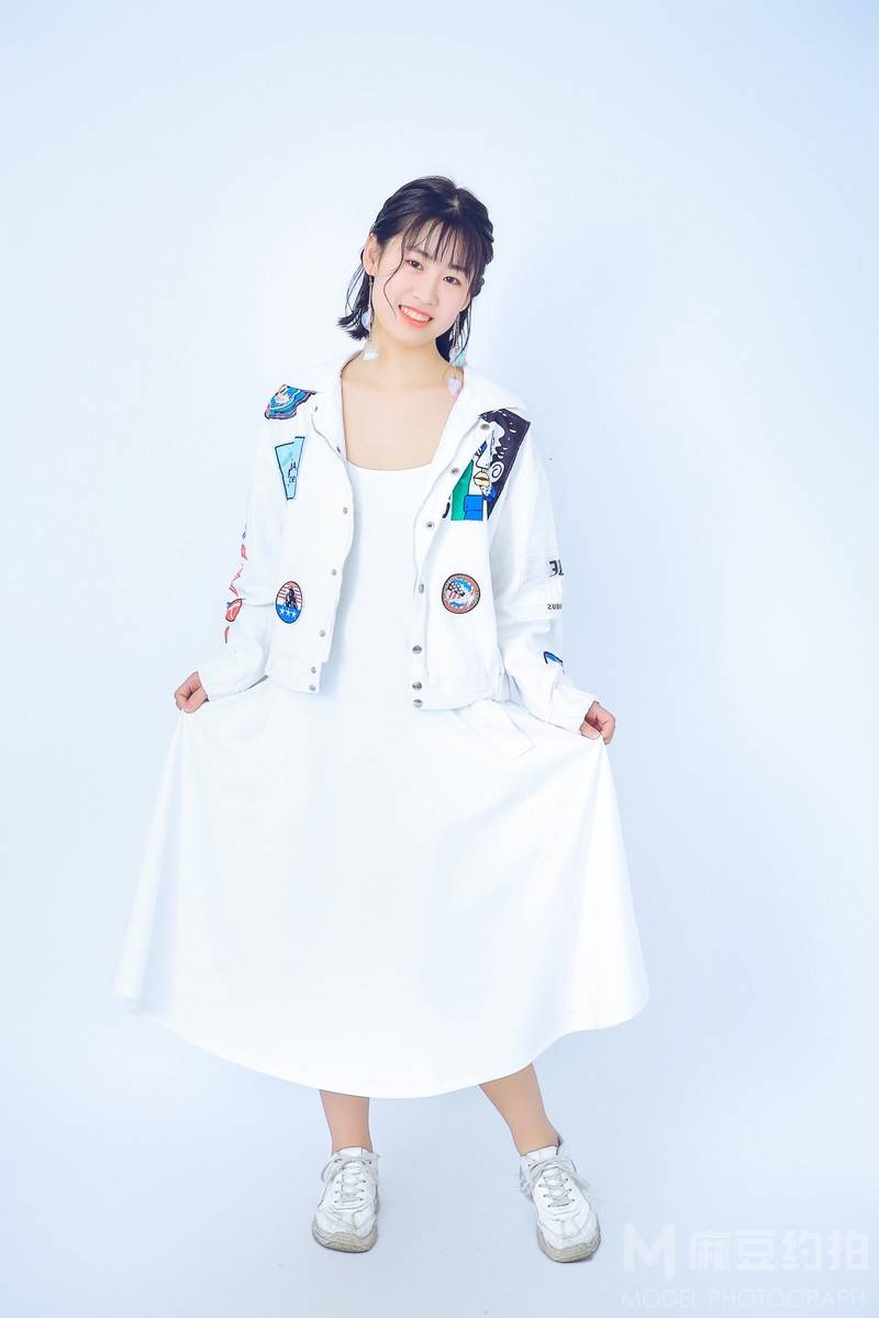 清新模特