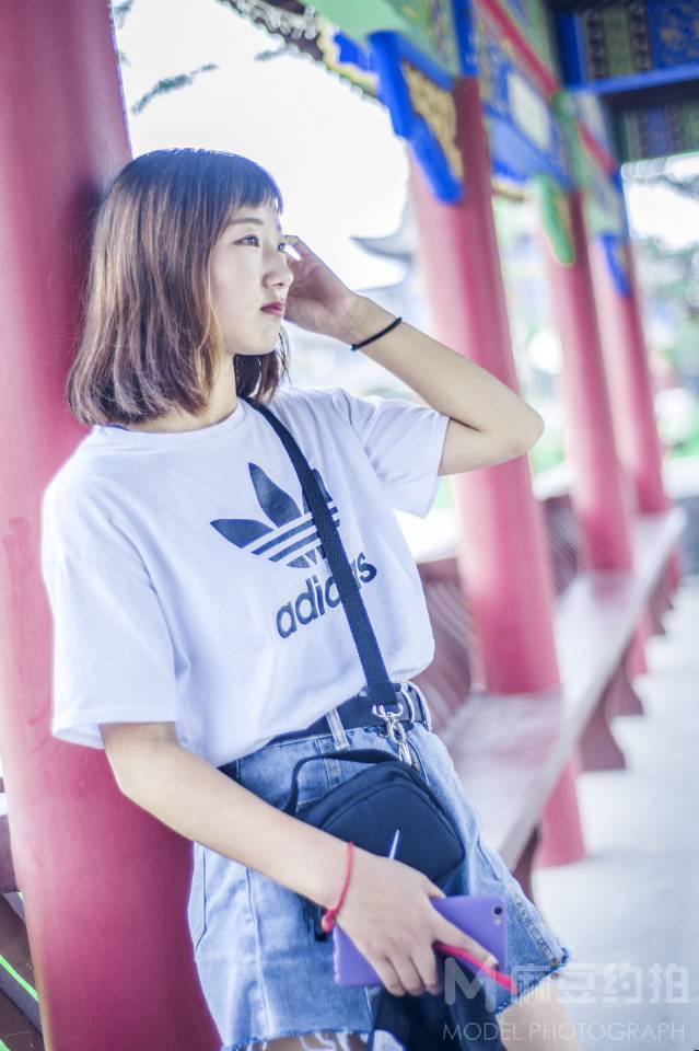校园模特