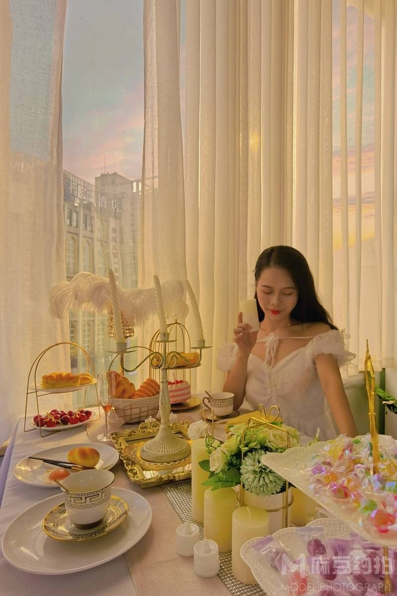 清新模特