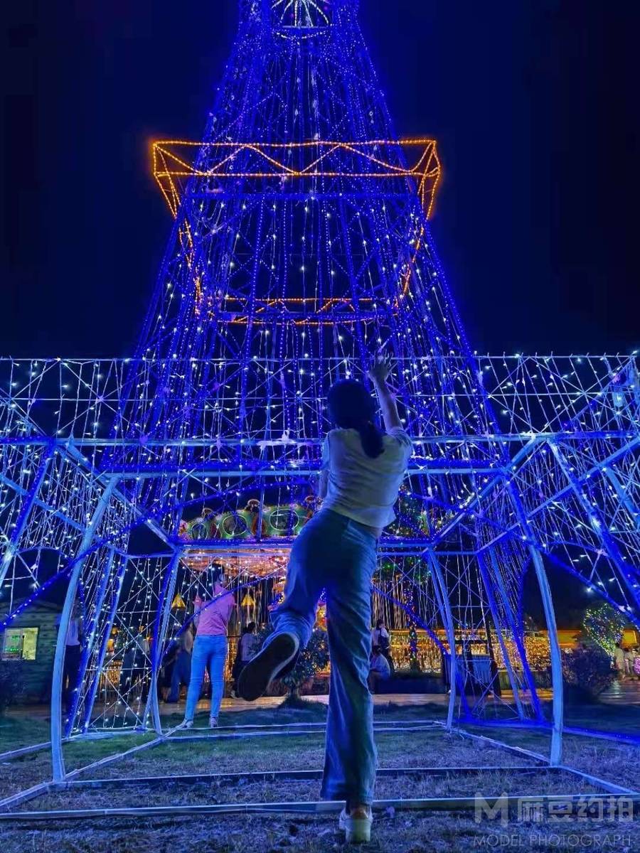 夜景模特