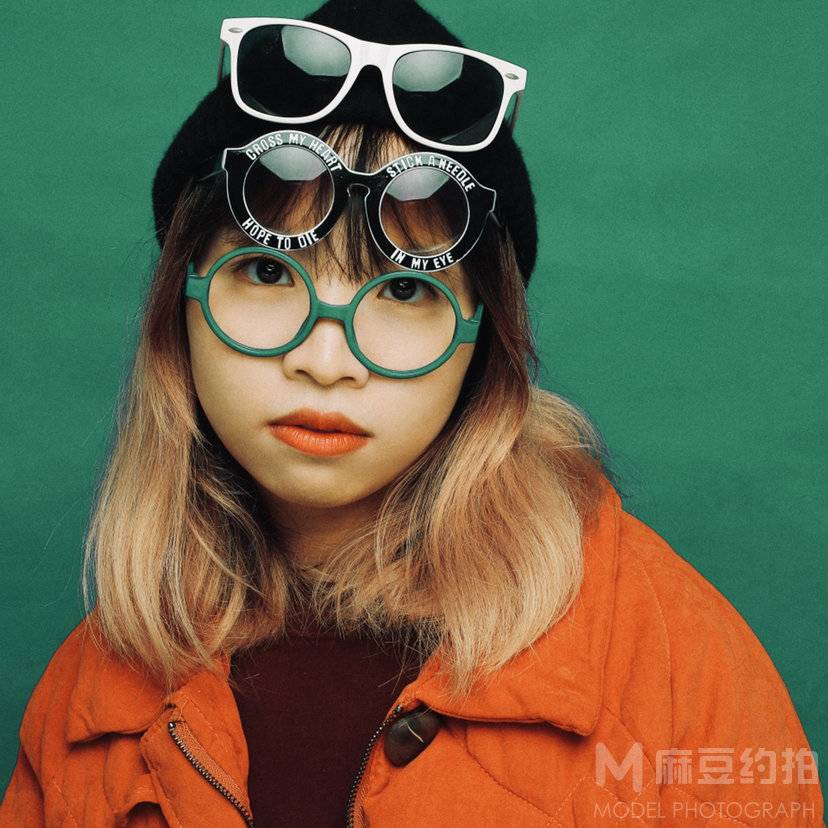 情绪模特