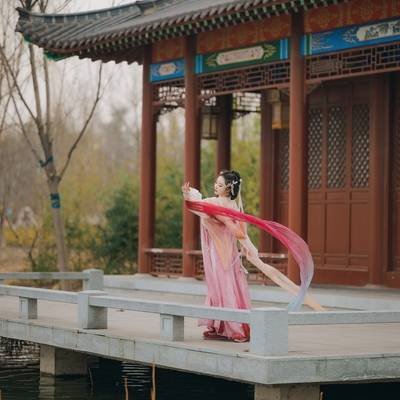 汉服模特