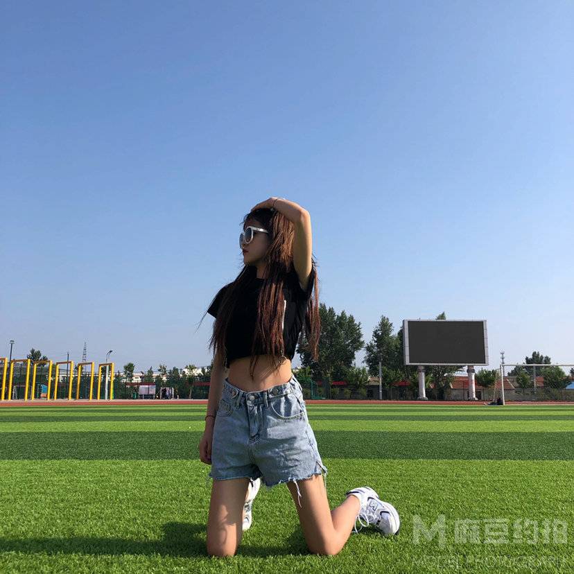 校园模特