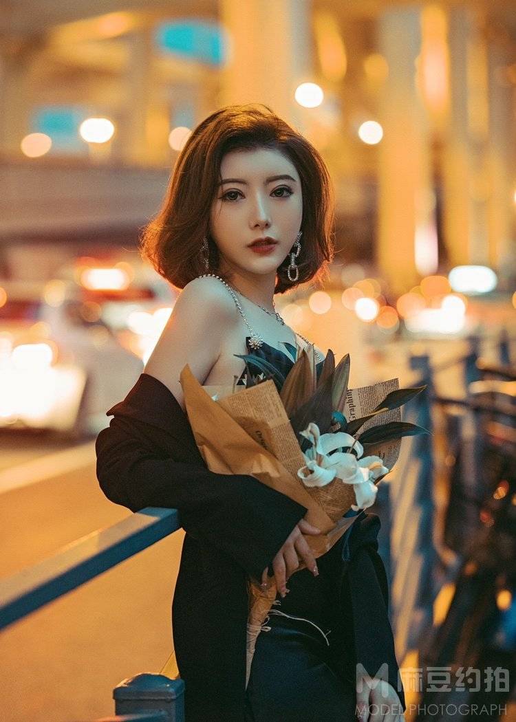 夜景模特