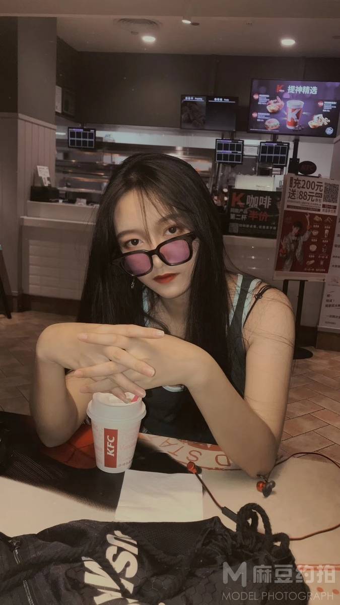少女模特