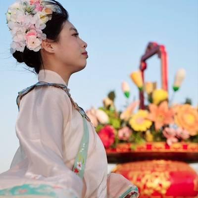 汉服模特