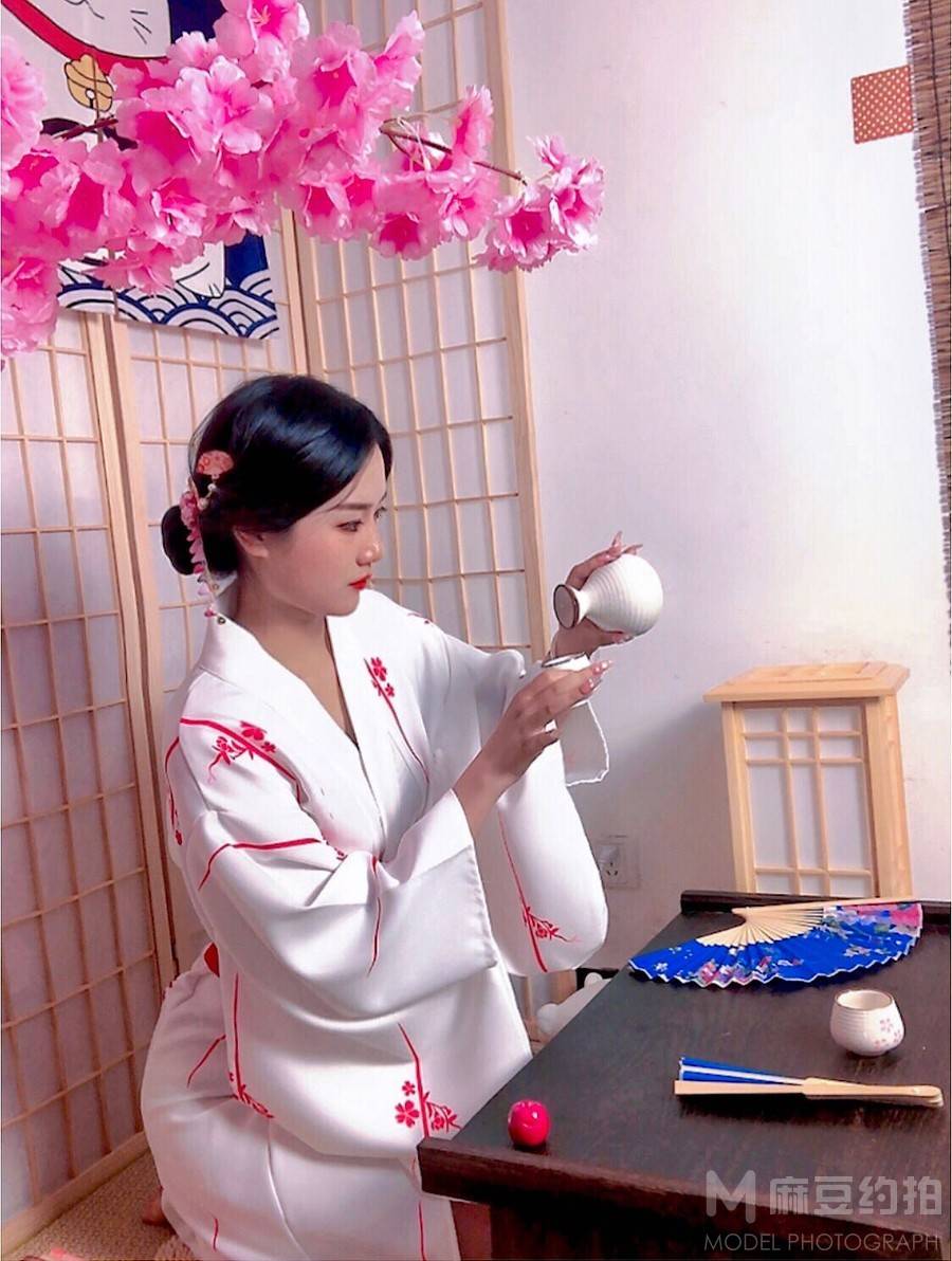 民国模特