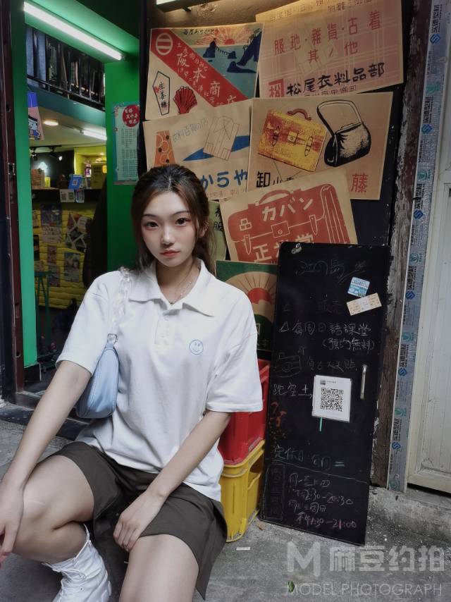 校园模特