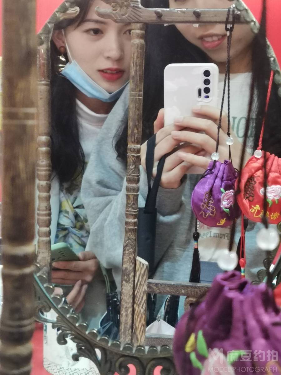 清新模特