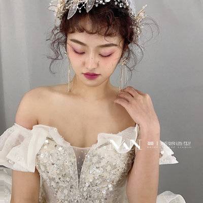黑白模特