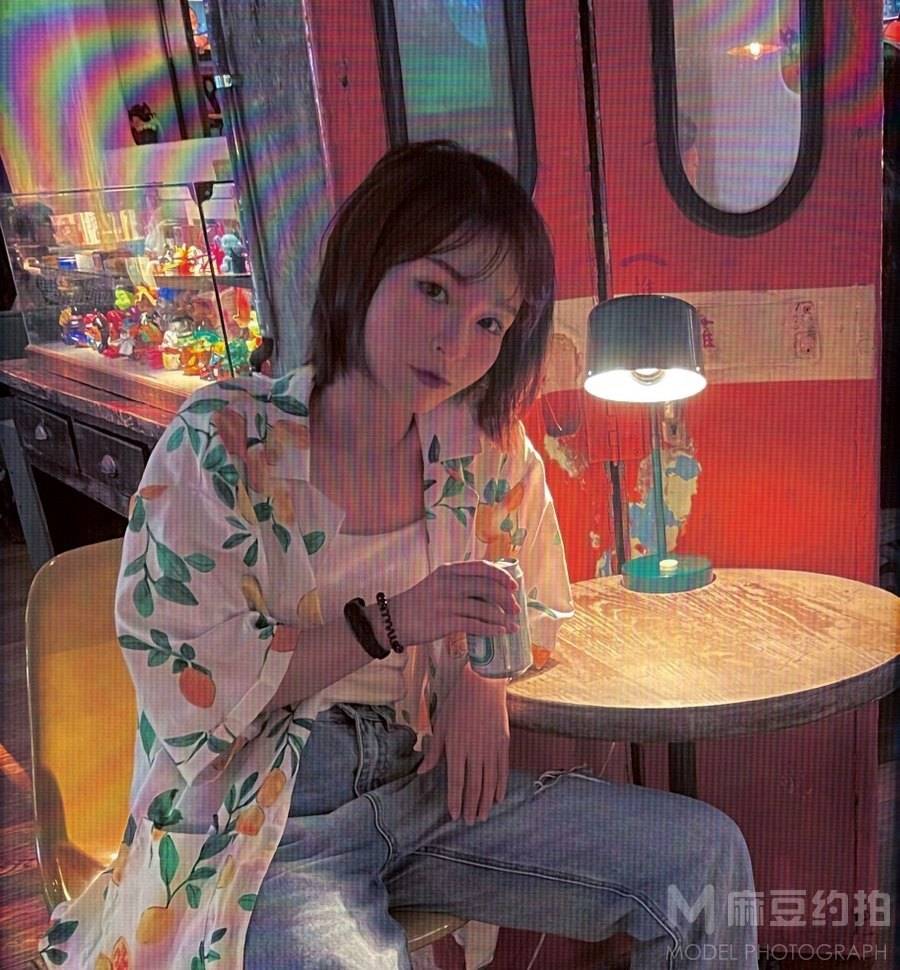 胶片模特