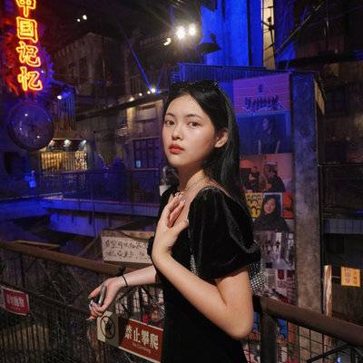校园模特