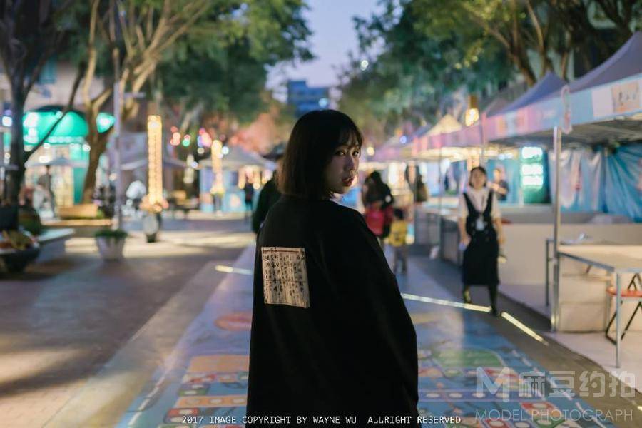 校园模特