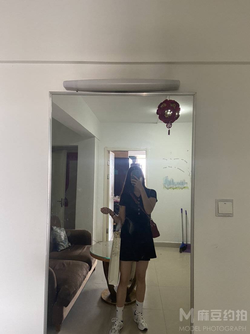 纪实模特