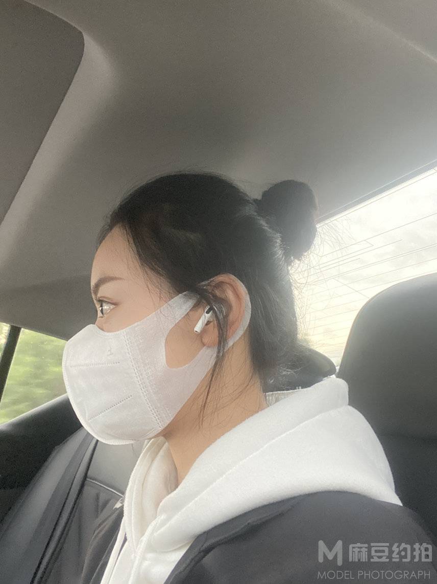 黑白模特