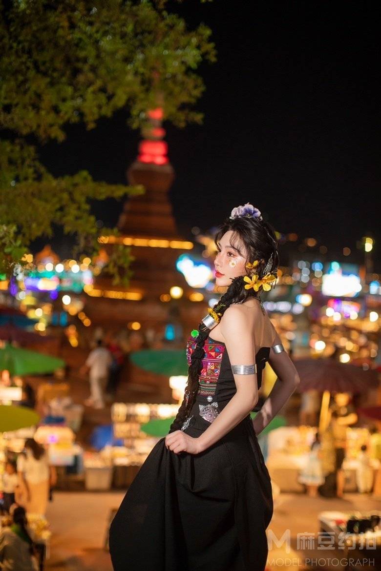 夜景模特