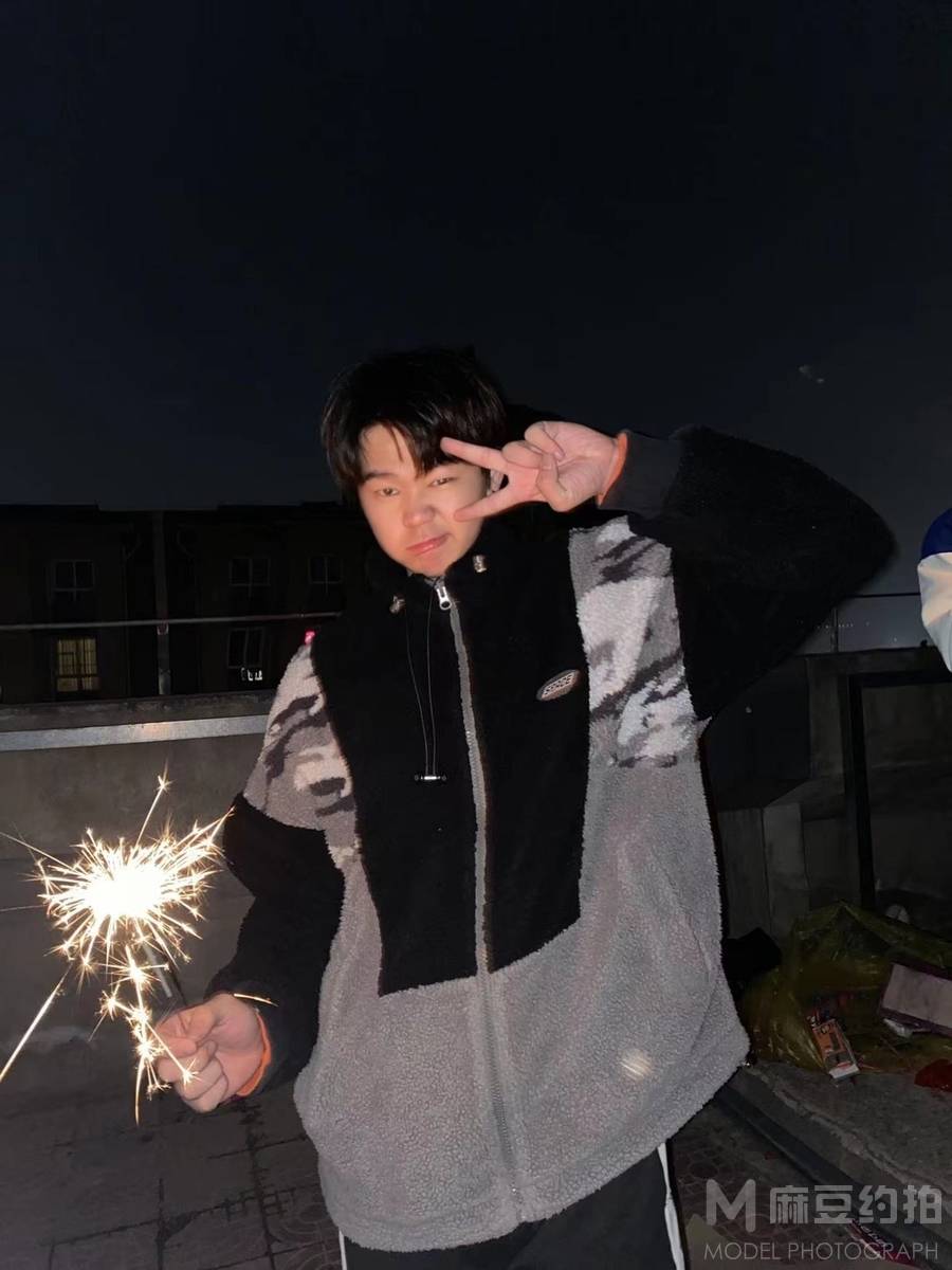 情侣模特
