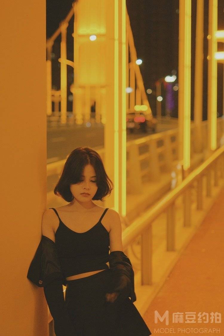夜景模特