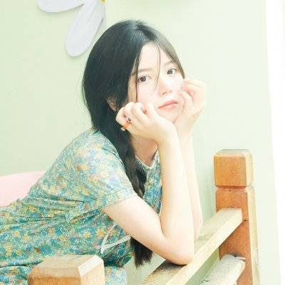 宝丽来模特